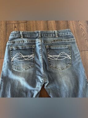 Cowgirl Tuff Women's Boot Cut Jeans - Medium Wash Blue with White Stitching